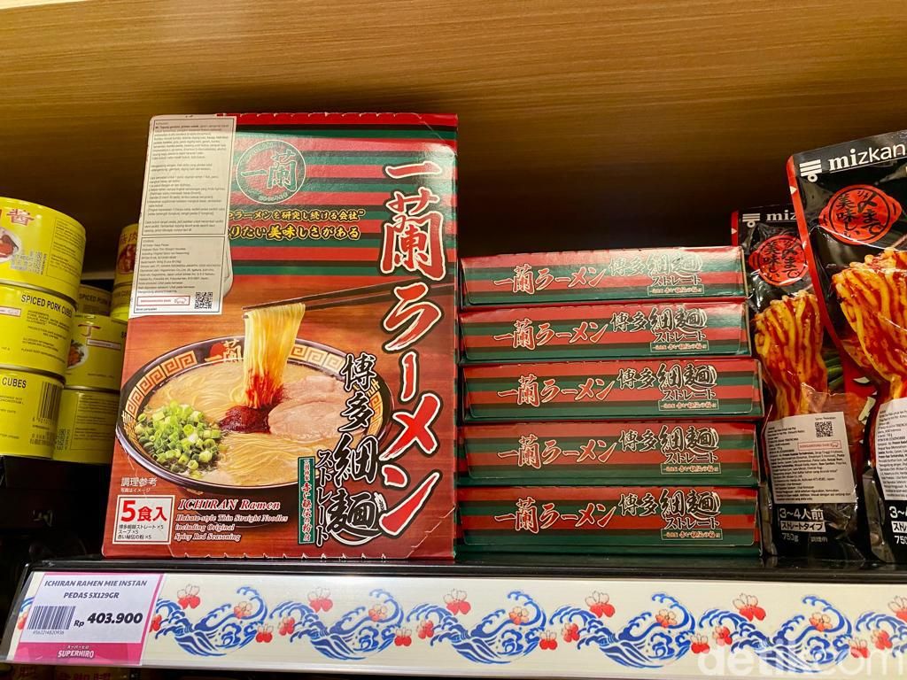 Viral Supermarket ala Jepang di PIK 2, Surga Snack dan Makanan Enak!
