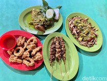 Warung Kita 38 : Huaah! Pedas Enak Ayam Goreng dan Teri Sambal Pecok