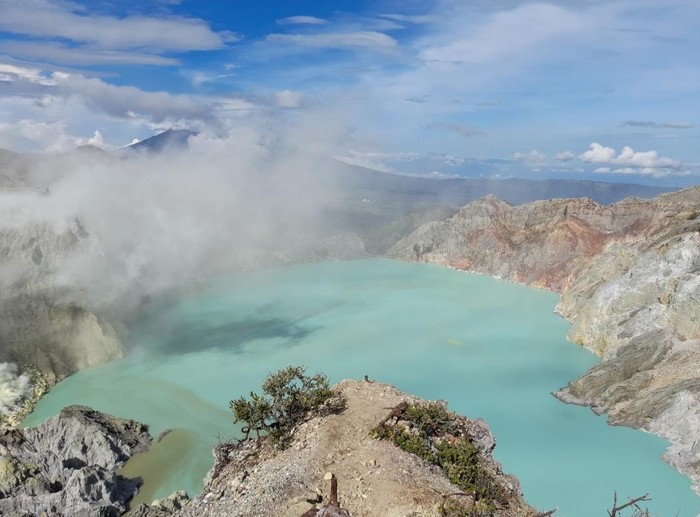 Blue Fire di kawah Ijen