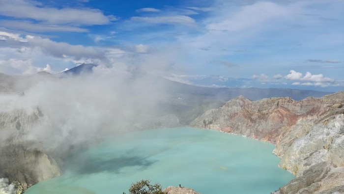 Blue Fire di kawah Ijen