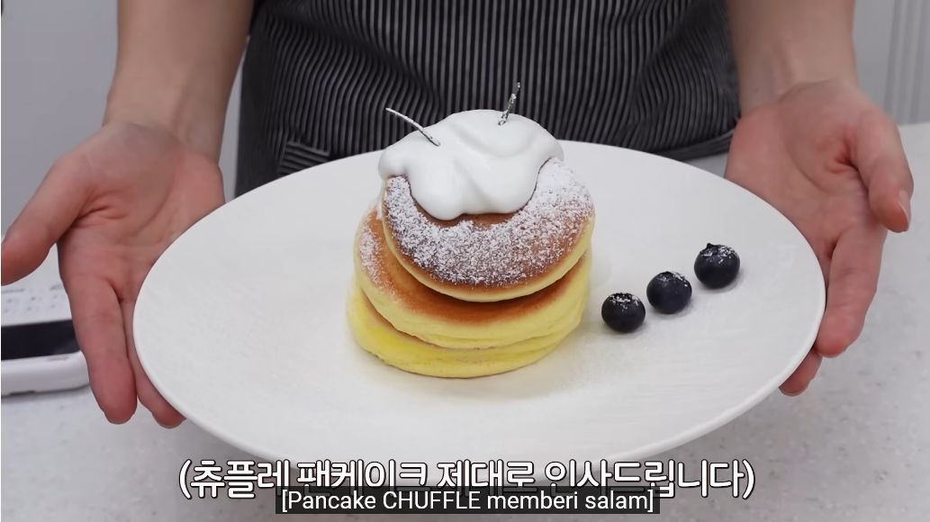 Jisoo BLACKPINK belajar baking bikin souffle pancake