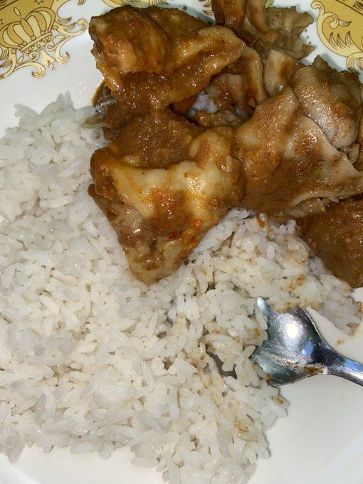 Muncul Sekte Baru! Netizen Sebut Makan Batagor Pakai Nasi Enak
