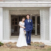 Belakangan penggemar ramai membicarakan foto pernikahan Park Seo Joon dan Park Bo Young di media sosial. Foto: Instagram