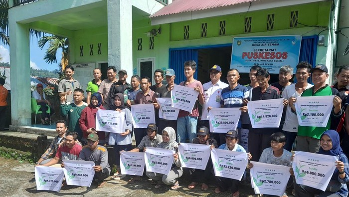 Petani di Bengkulu Selatan dapat insentif menanam pohon