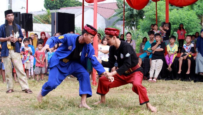 Potret Keseruan Pesta Rakyat di Depok Beginilah potret keseruan pesta rakyat yang digelar di Depok Jawa Barat. Beragam kegiatan pun dilakukan untuk menyambut Kemerdekaan RI.
