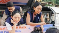 Rachel punya inisiatif mulia bersama kitabisa dengan nama Teman Baik Rachel Vennya. Secara berkala ia berbagi makanan-makanan enak kepada orang yang membutuhkan.