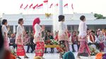 Aksi Menteri hingga Wakil Kedubes Lenggak-lenggok di Istana Berkebaya