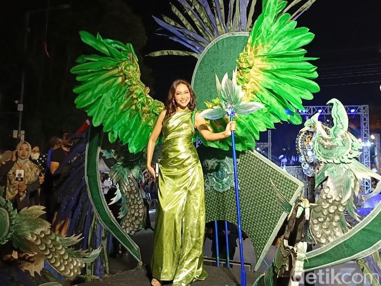 Sederet Artis Sihir Panggung Jember Fashion Carnaval 2023