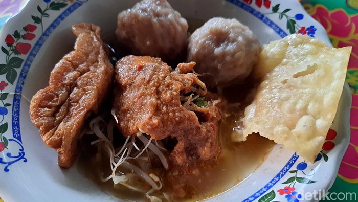 Bakso pecel di Pacet Mojokerto yang unik tapi enak