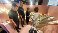 Pameran UMKM ini digelar di 35 mal yang dikelola LMI. Kerjasama ini diadakan untuk mendukung UMKM di masa pandemi. LMI berkomitmen kepada komunitas kami dan UMKM untuk memastikan masa depan yang kuat dan perbaikan berkelanjutan dalam perekonomian Indonesia.