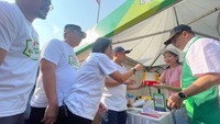 Setahun terakhir ini, lebih dari 500 ribu pelaku usaha mikro, kecil dan menengah (UMKM) baru telah bergabung dalam platform Grab dan OVO, serta menciptakan 1 juta lapangan kerja baru. Acara ini sebagai bentuk apresiasi atas capaian dan kontribusi penting para pelaku UMKM.
