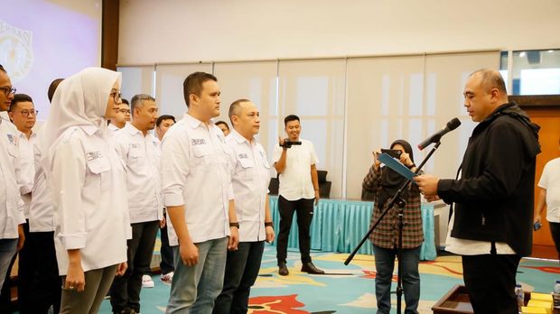 PERBASI Kota Tangerang Selatan sudah membentuk kepengurusan baru periode 2023-2027. Hisyam Diah resmi dilantik sebagai Ketua Umum.