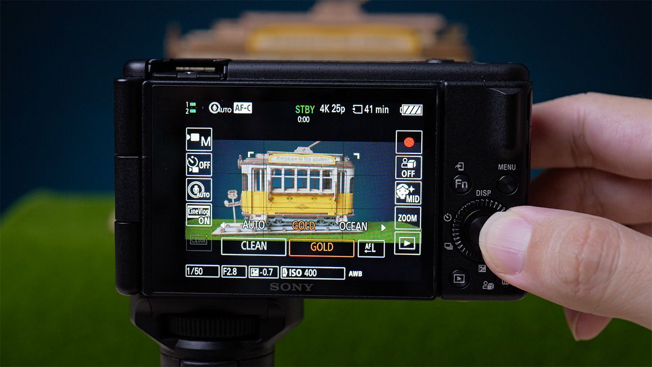 Revie Sony ZV-1 II, Kamera Compact Vlog Cinematic