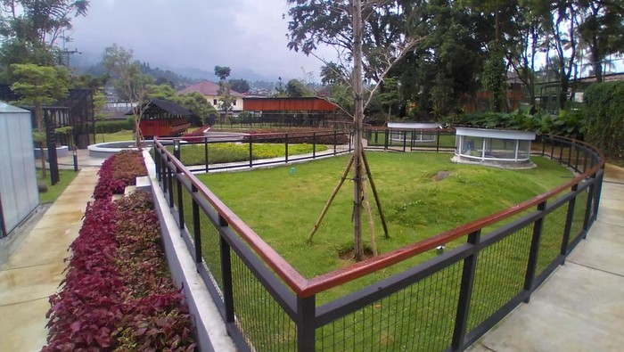 Salah satu sudut Gardenia Park Cilember