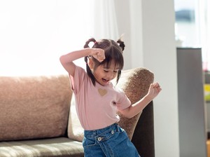 4 Lagu Anak yang Diciptakan oleh L. Manik Beserta Maknanya