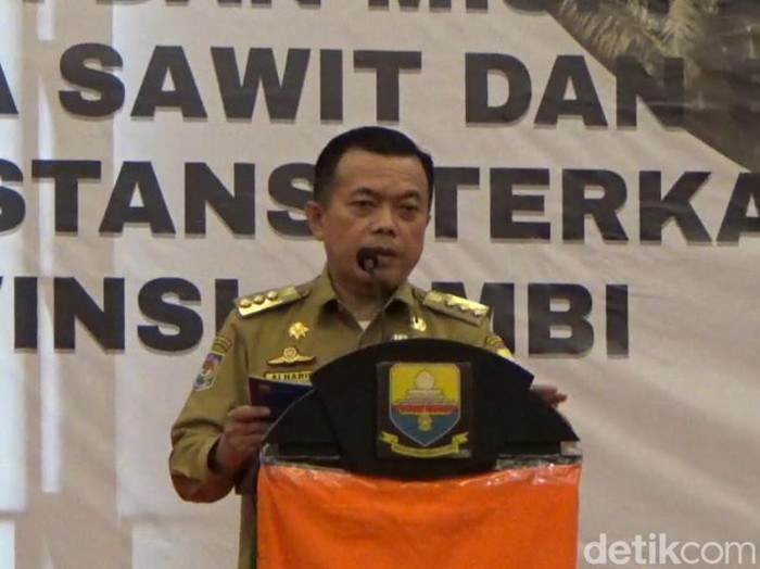 Al Haris menyebut kelapa sawit kini menjadi primadona di Jambi