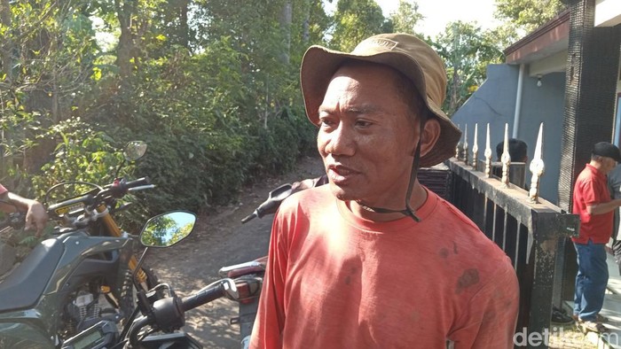 Cecep, petani yang temukan Muhamad Dafi Akbar di Gunung Ciremai.