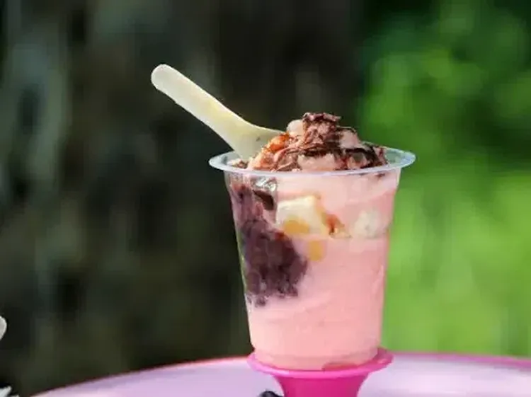 Dingin Manis! 20 Es Doger Rp 5.000 an Ada di Sini!