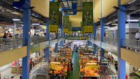 Tidak hanya daging dan seafood, di lantai bawah Fresh Market, ada juga yang menjual berbagai macam buah-buahan. Foto: Detikcom