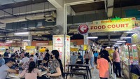 Nah, ini dia food court di Fresh Market. Food Courtnya pun mirip dengan hawker stall ala Singapura loh. Foto: Detikcom