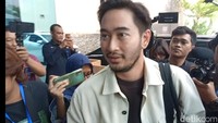 Saya musisi dan pengin mengembangkan musisi di daerah, saya pengin memperjuangkan musisi agar mereka mendapatkan yang lebih adil, apalagi sekarang heboh soal royalti, jelas Jeje. Foto: Ahsan/detikhot