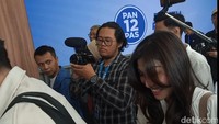 Ini dia Nisya Ahmad saat datang ke kantor PAN. Foto: ahsan/detikhot