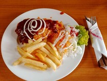 Kisah Sedih Chicken Cordon Bleu hingga Dapur Rumah ala Amerika di Papua