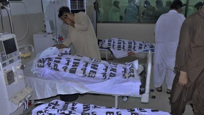 Korban Tewas Kereta Tergelincir di Pakistan Terus Bertambah