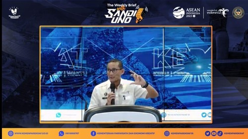 Menteri Pariwisata dan Ekonomi Kreatif Sandiaga Salahuddin Uno dalam acara The Weekly Brief with Sandi Uno yang digelar secara online pada Senin (7/8/2023) malam.