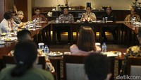 Prabowo membicarakan banyak hal mulai dari kerja-kerjanya sebagai menteri hingga kesaksian soal sosok Presiden Joko Widodo (Jokowi).  