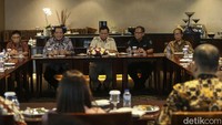 Silaturahmi Prabowo Subianto bersama keluarga besar Transmedia berlangsung kurang lebih 2 jam.  