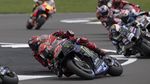 Before-After Motor Quartararo: Senggol Marini, Fairing Copot Jadi Naked Bike