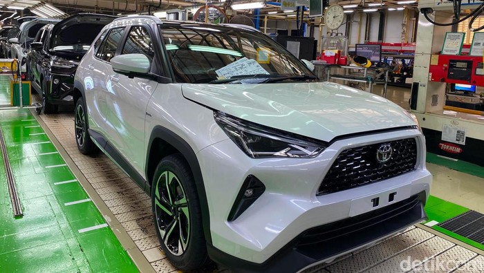 Pabrik Produksi Toyota Yaris Cross di Karawang