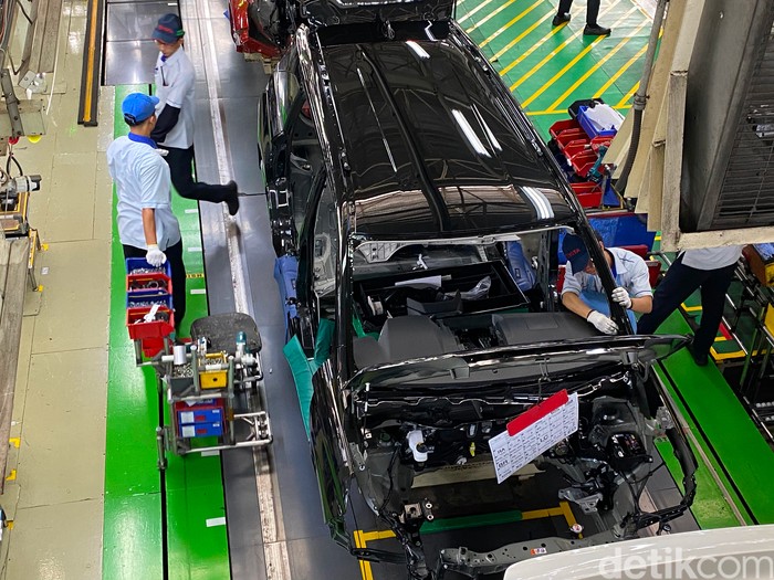 Pabrik Produksi Toyota Yaris Cross di Karawang
