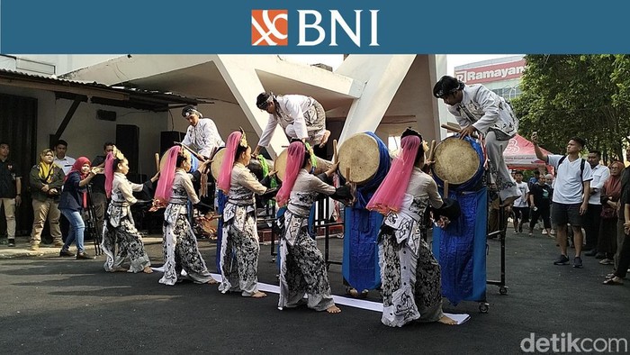 BNI Sirkuit Nasional (Sirnas) Banten 2023 resmi dimulai pada hari ini, Senin (7/8/2023). Ajang ini dibuka langsung oleh Wali Kota Serang Syafrudin di GOR Maulana Yusuf Serang.