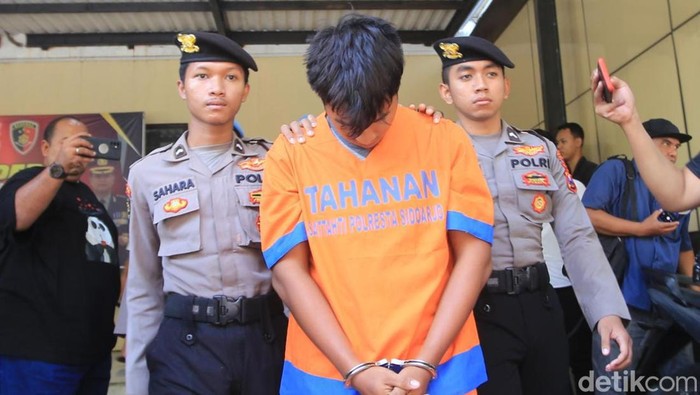 pembunuhan penjual nasi bebek di sidoarjo