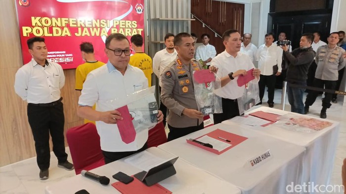 Pemilik akun IG @warung_emyu diciduk polisi.