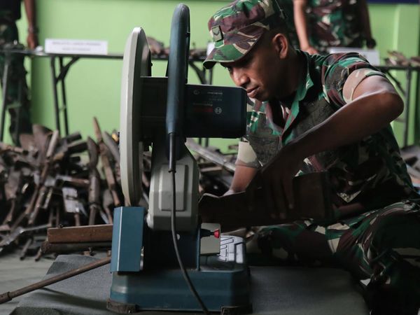 Senjata Rakitan Sisa Perang Dunia II di Maluku Utara Dimusnahkan