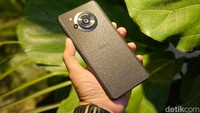 Sharp Aquos R7s