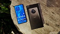 Sharp Aquos R7s