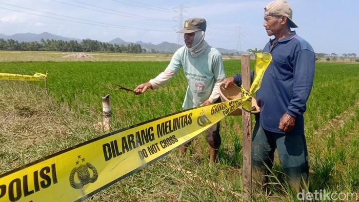 Sumur bor yang mengeluarkan gas berapi di Desa Nampu, Kecamatan Purwodadi, Kabupaten Purworejo, Senin (7/8/2023).
