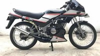 Secara spesifikasi mesin, Suzuki RGR 150 menggotong jantung pacu 147 cc, 2 langkah, piston and reed valve, berpendingin udara, SIPC (Suzuki Intake Pulse Control) yang mampu menghasilkan tenaga 26,1 dk pada 9.500 rpm dan torsi 20,5 Nm pada 8.000 rpm. Motor ini menggunakan sistem transmisi manual 6 percepatan. Foto: Ist.