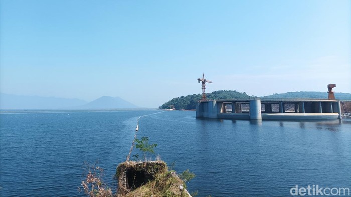 Waduk Jatiluhur Purwakarta