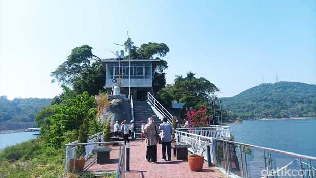 Waduk Jatiluhur Purwakarta