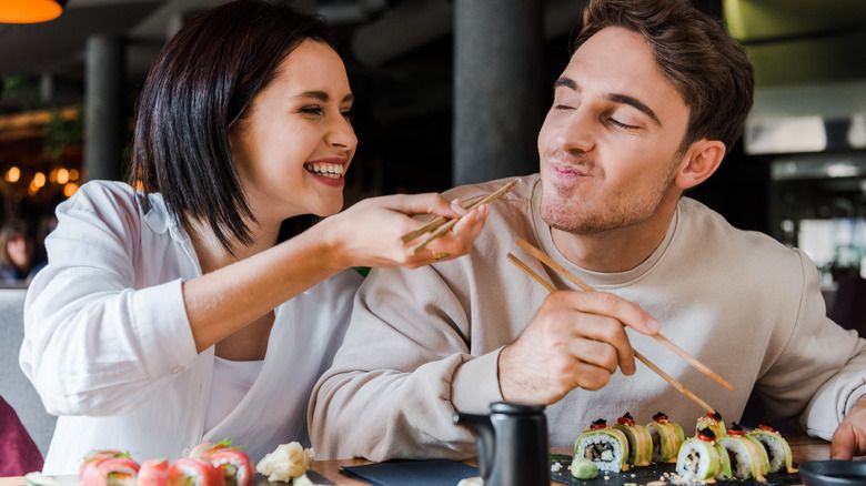 5 Restoran Terbaik dan Terburuk untuk Kencan Pertama, Jangan Sampai Keliru!