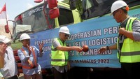Pelepasan dump truck dilakukan oleh Direktur Utama Pelni Logistics Edward dan Direktur Operasi Pelni Logistics Murdiyoto. Keterlibatan pembangunan jalan lingkar Pekanbaru, Pelni Logistics menjalin kerja sama dengan anak usaha PT Hutama Karya (Persero), yaitu PT Semen Indonesia Green atau HK Sis dan PT HK Infrastruktur atau HKi, sementara untuk penyediaan material, Pelni Logistics juga menggandeng PT Citra Batu Alam Sejahtera.