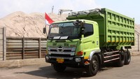 SBN yang lebih dikenal dengan nama Pelni Logistics akan mengirimkan truk pengangkut material pembangunan atau dump truck berkapasitas angkut 35 ton untuk setahun ke depan di wilayah tersebut.