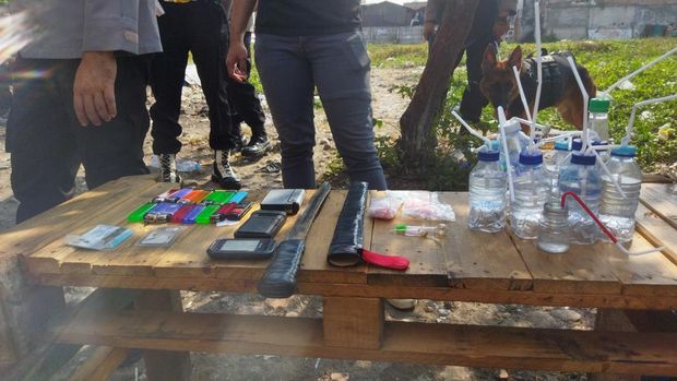 Barang bukti yang diamankan dari Kampung Boncos (Kurniawan-detikcom)