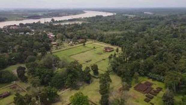 Pemandangan kawasan Candi Muaro Jambi.