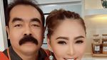 Cantiknya Inul Daratista Saat Masak Bareng Suami dan Makan di Restoran